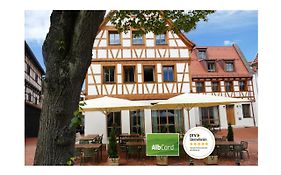 4 Apartments im Hof
